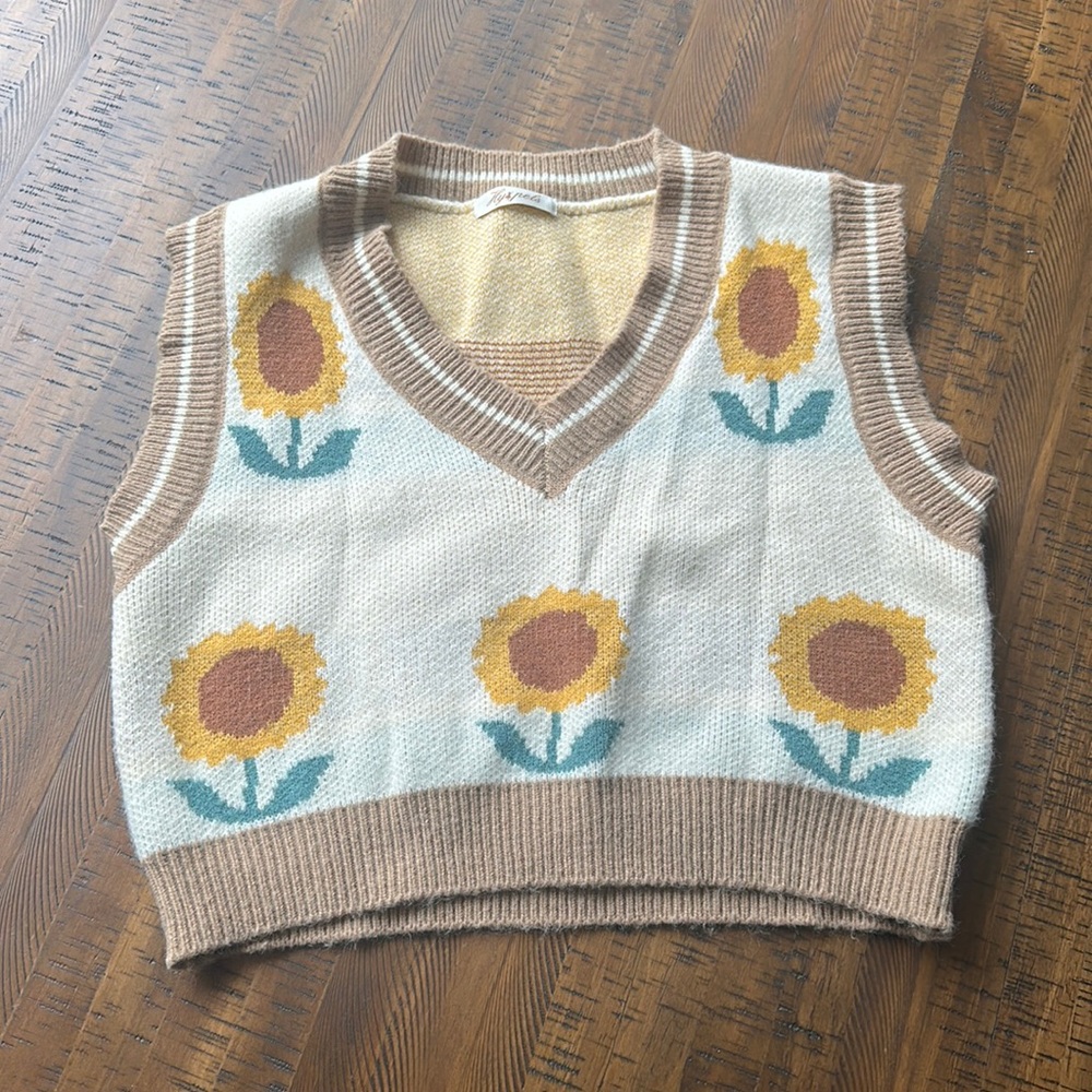 Knit vest cropped